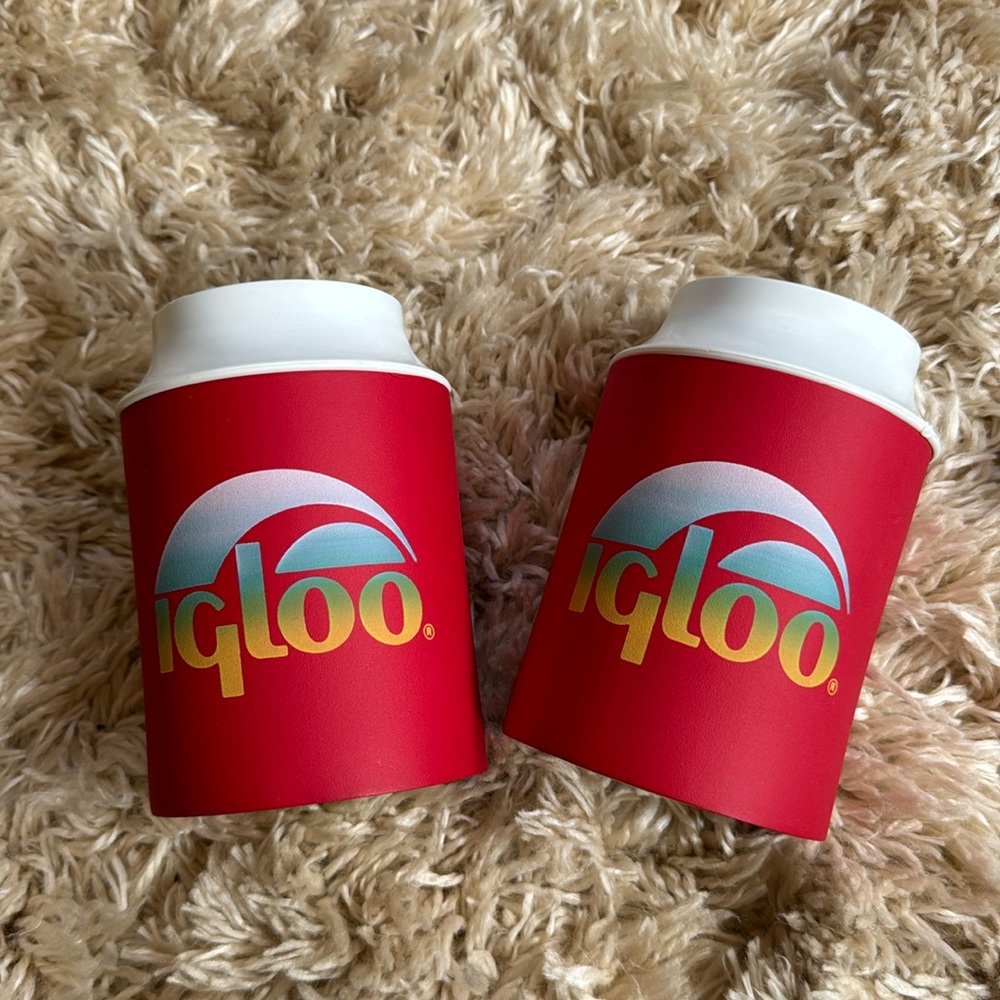 IGLOO Retro vintage 80’s cups can cooler beer coozie